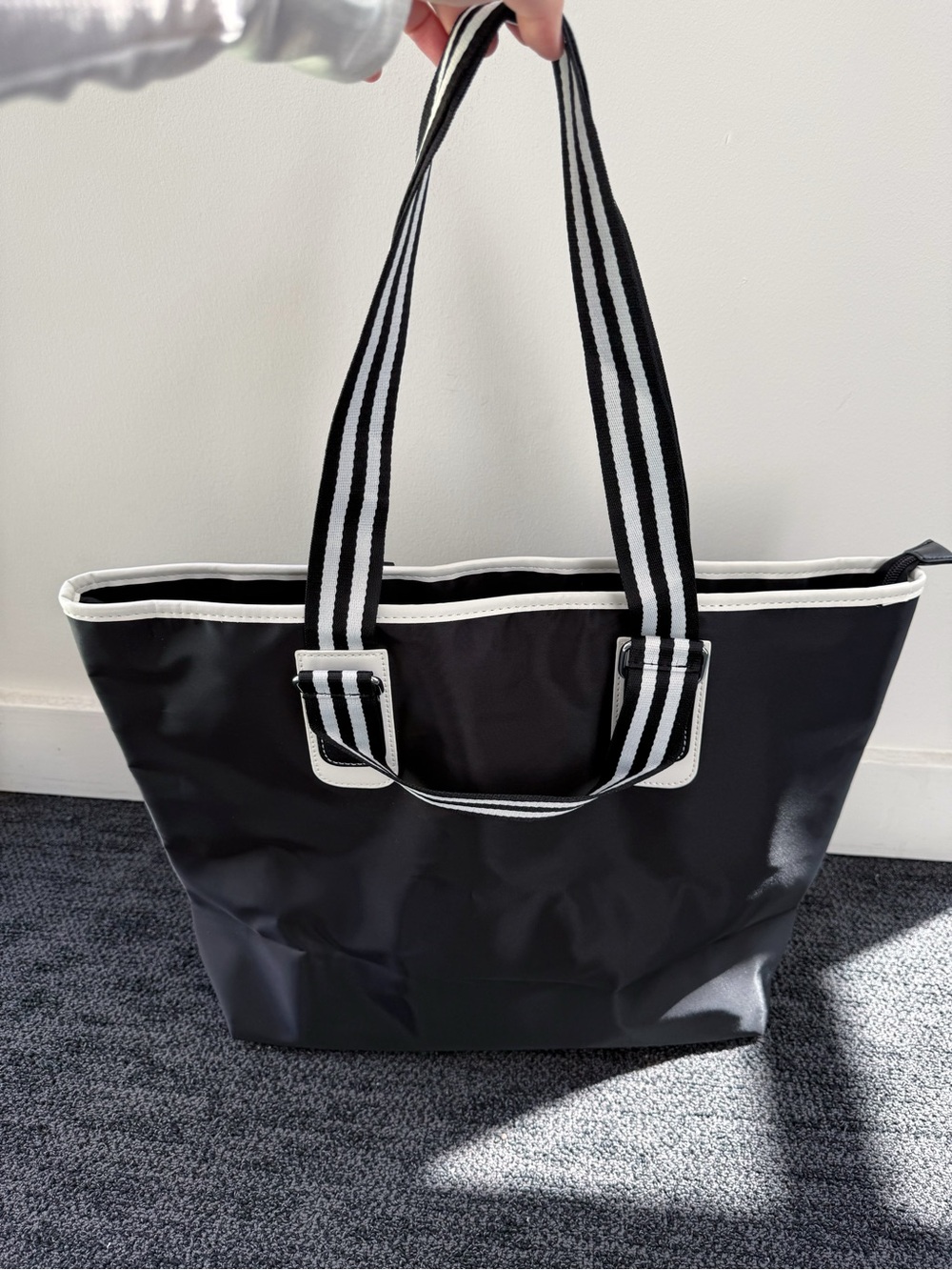 Chanel Beauty Makeup Black Nylon Tote Bag Large Shopper 31 Rue Cambon Paris GWP - Picture 6 of 7